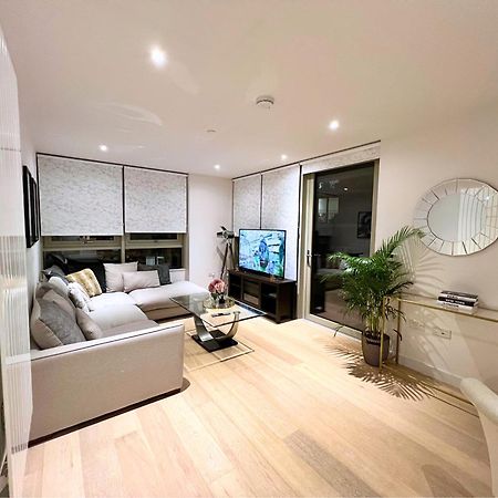 Stylish Apartment Docklands London Bagian luar foto
